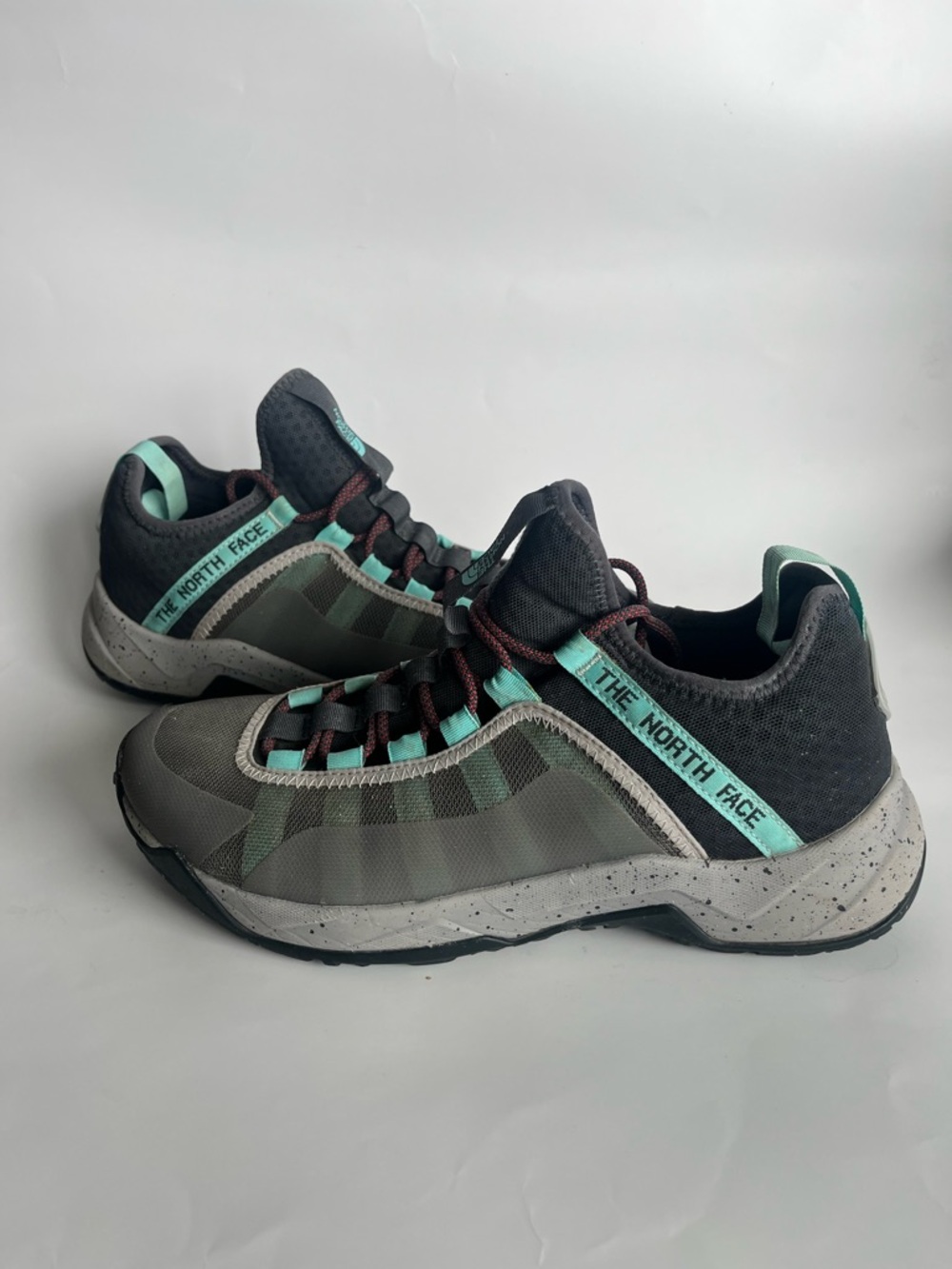 The North Face Trail Escape Peak Hiking Shoes - Women's in size 8.5